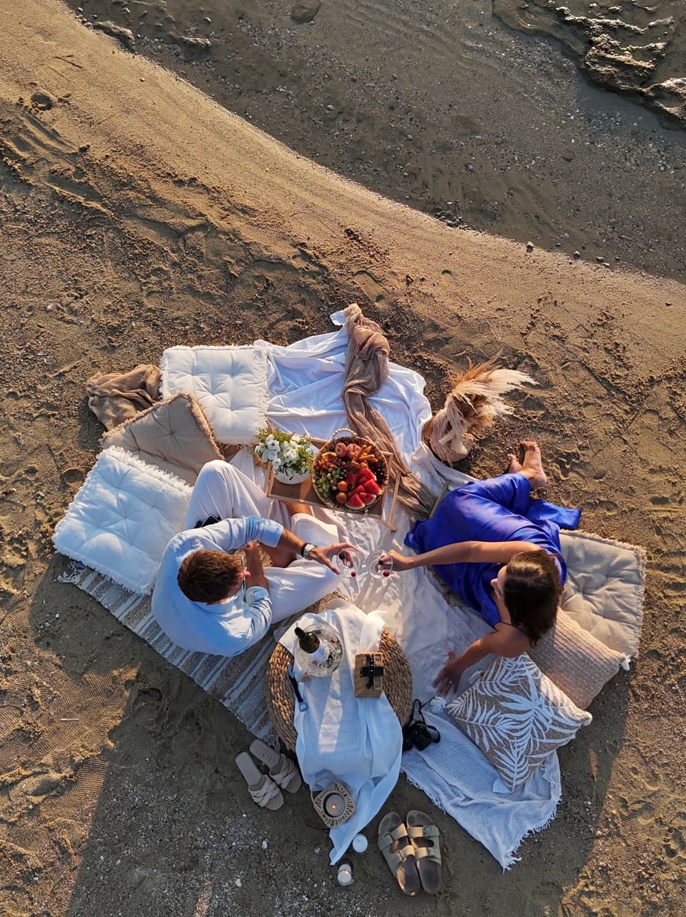 Picnic experience on the beach